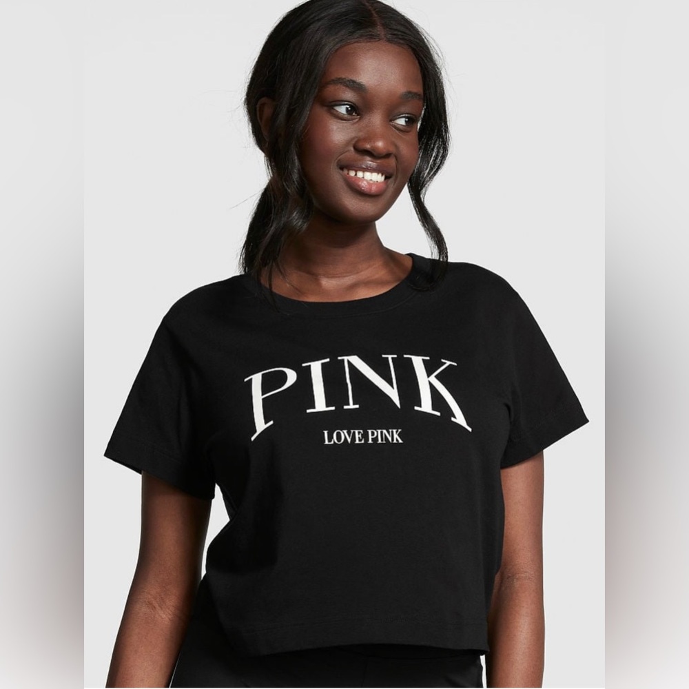 Victoria’s Secret Pink SET Creamer 5” Sweat Shorts & Black Short Sleeve Tee - Picture 10 of 14